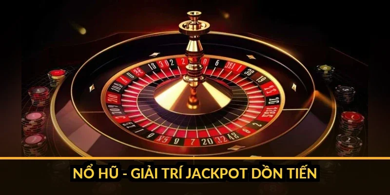 Giao diện baccarat ba cửa cược và màn hình nổ hũ hiển thị jackpot tích lũy